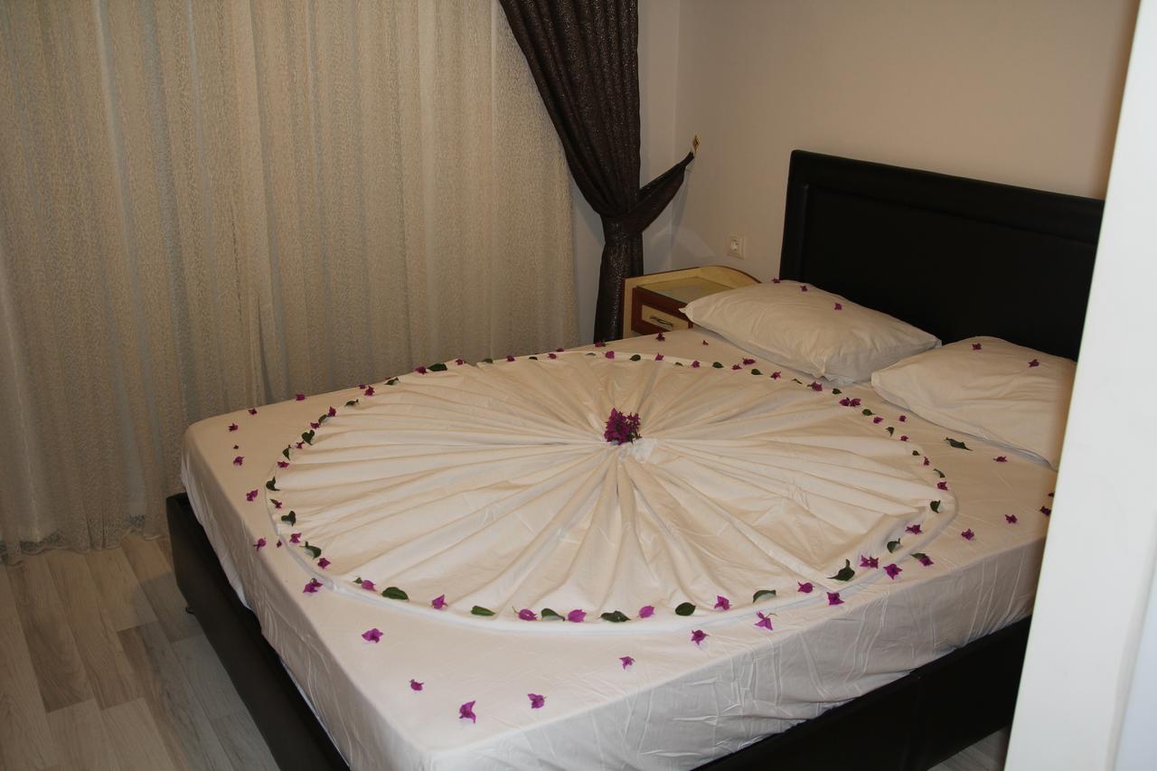 Dostlar Hotel Мерсін Екстер'єр фото